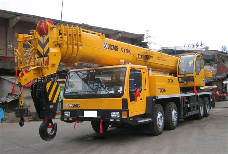 京山市吊车出租选择重点