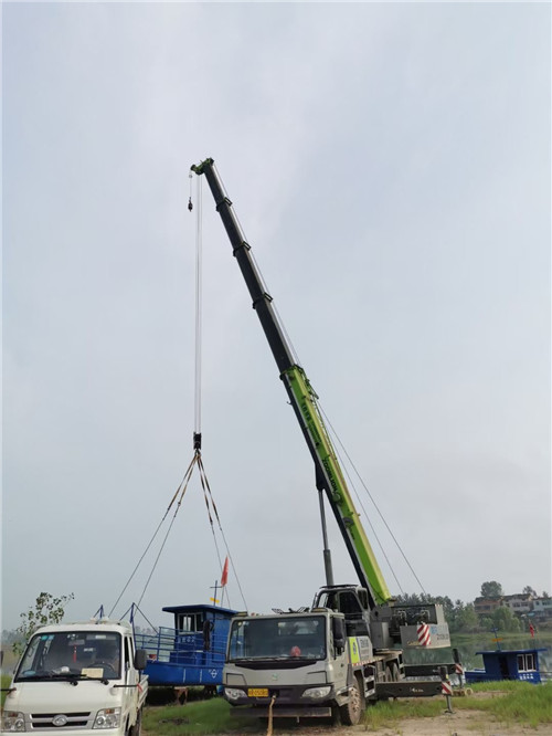 京山市桥梁建设吊装案例